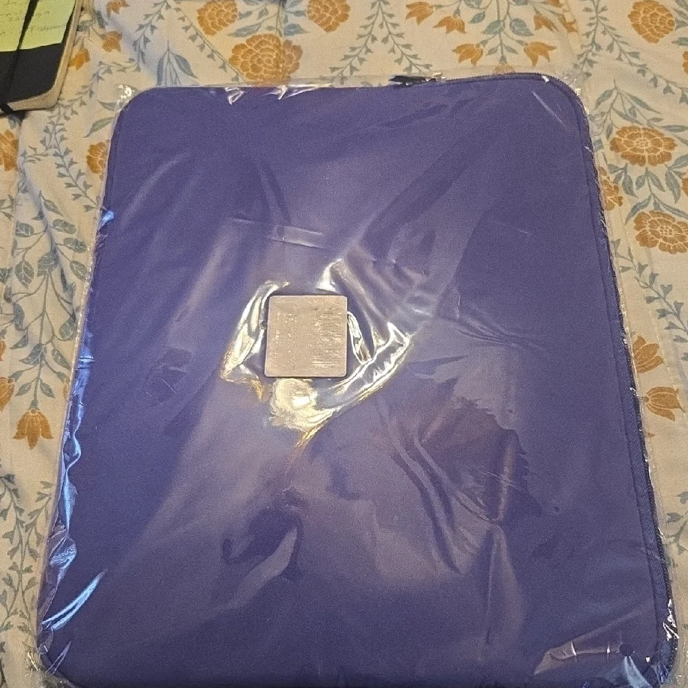 Vibrant Purple Zippered Case